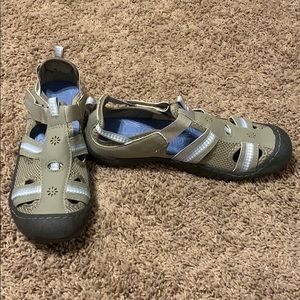 Clean EUC Sandals